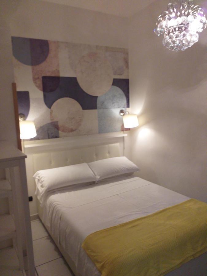 Beb Pantarei Bed & Breakfast Napoli Ngoại thất bức ảnh