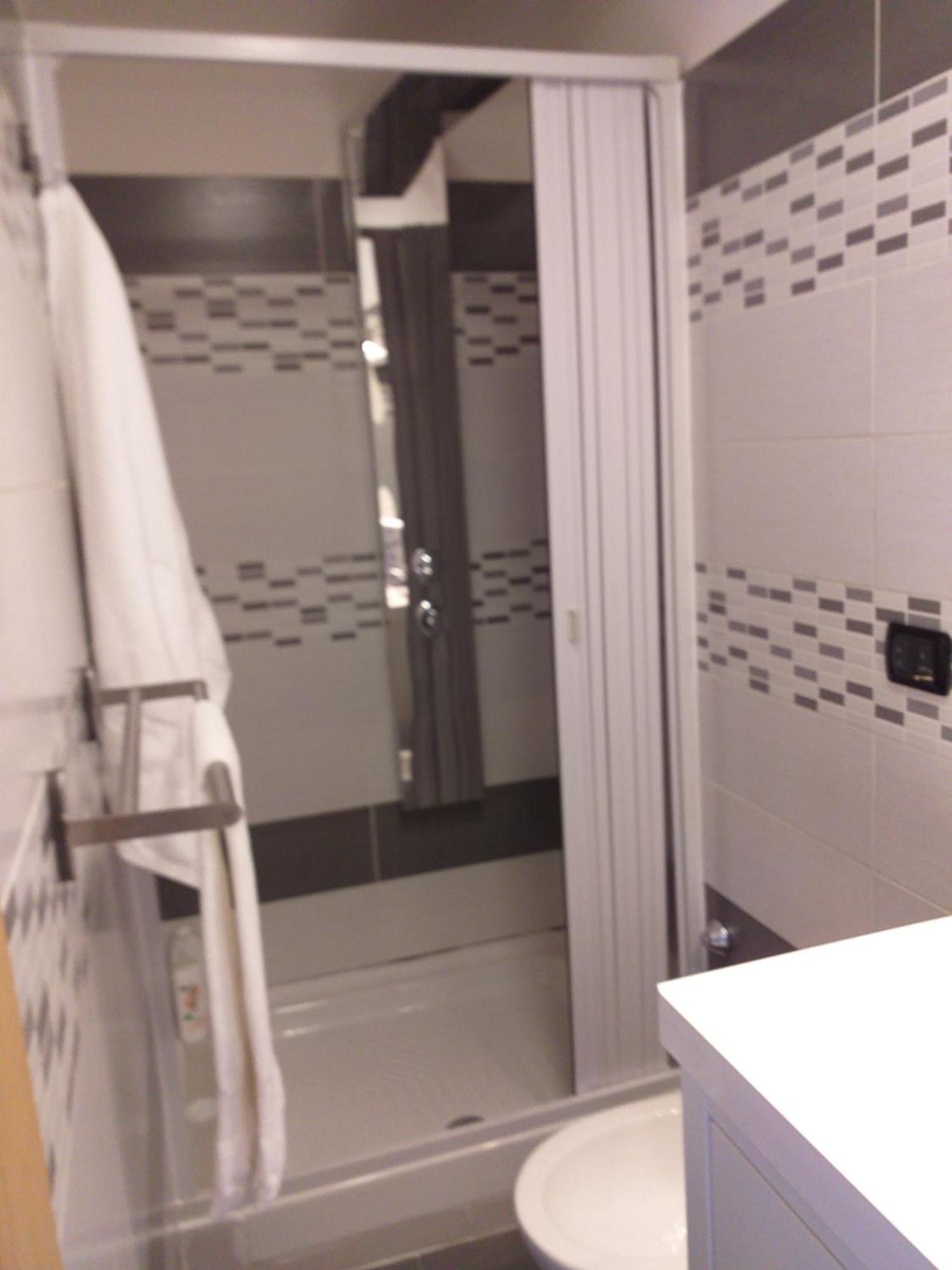Beb Pantarei Bed & Breakfast Napoli Phòng bức ảnh