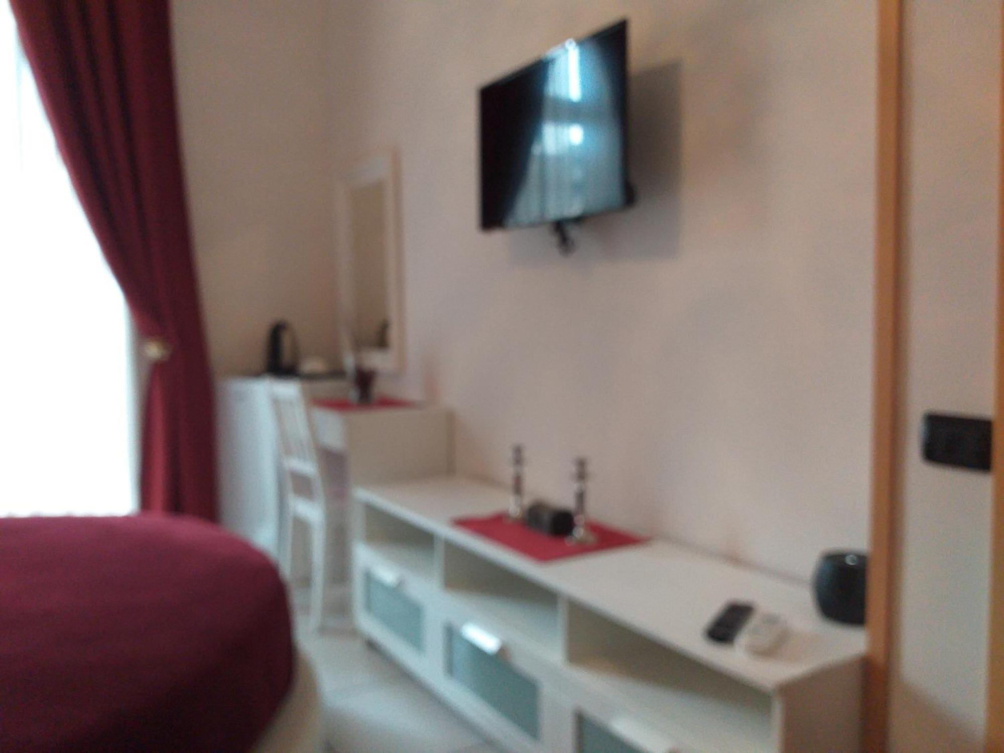 Beb Pantarei Bed & Breakfast Napoli Phòng bức ảnh